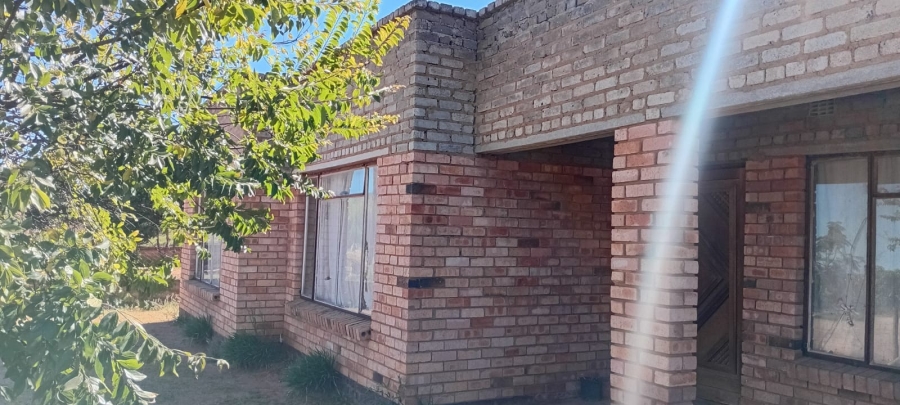 3 Bedroom Property for Sale in Rustenburg Rural North West